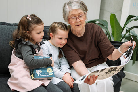 Twinkle Twinkle Little Star Tales - Reusable Colouring Book