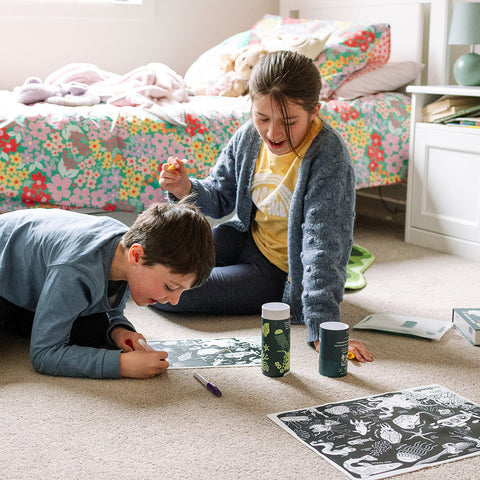 Glow-in-the-deep Classic Colouring & Doodle Mat